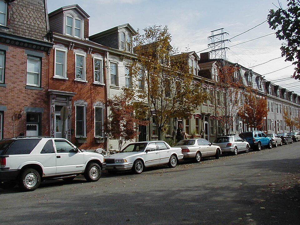 OLYMPUS DIGITAL CAMERA photo of a dense nieghborhood in Pittsburgh